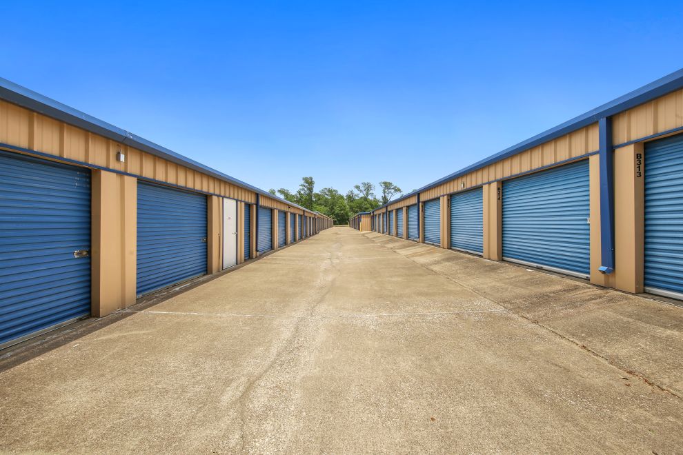 FreeUp Storage Huntsville - Storage Units